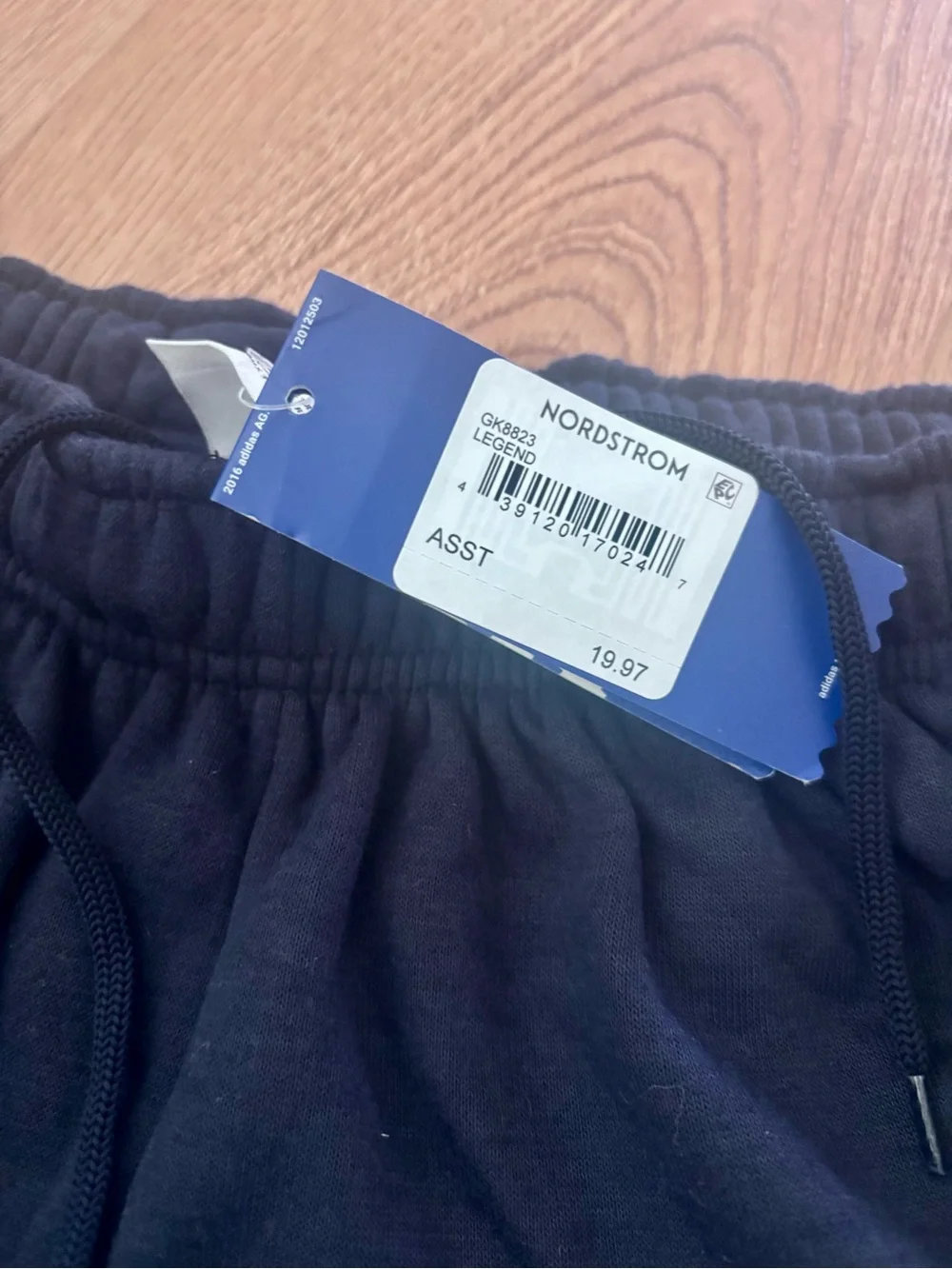 NWT: Men’s Adidas Joggers